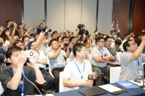 第一届（2025）高新技术创新发展大会现场 (1).jpg