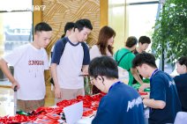 2025首届·中国AI商业落地峰会 (50).jpg