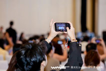 WAVE2025品牌全球化大会主论坛 (35).jpg