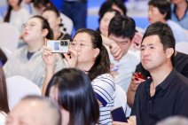 “智联·涌现——AI重构消费电子新生态”创新发展交流会 (27).jpg